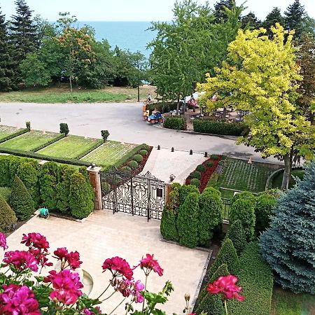 Sea Garden Lux Apartment Varna Buitenkant foto
